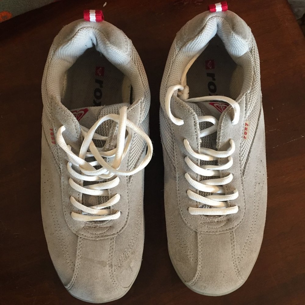 ROXY LEATHER SNEAKERS SIZE 10